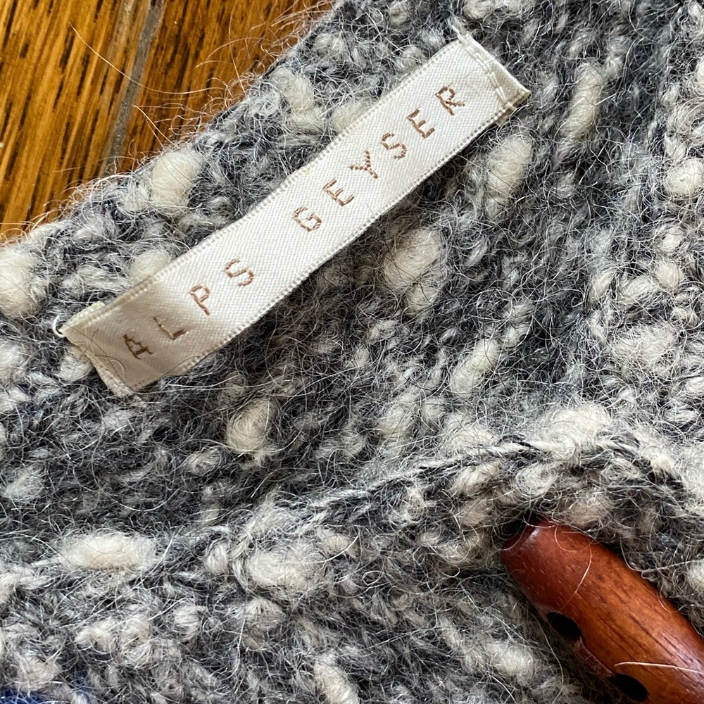 Comfy Vest. - image 3